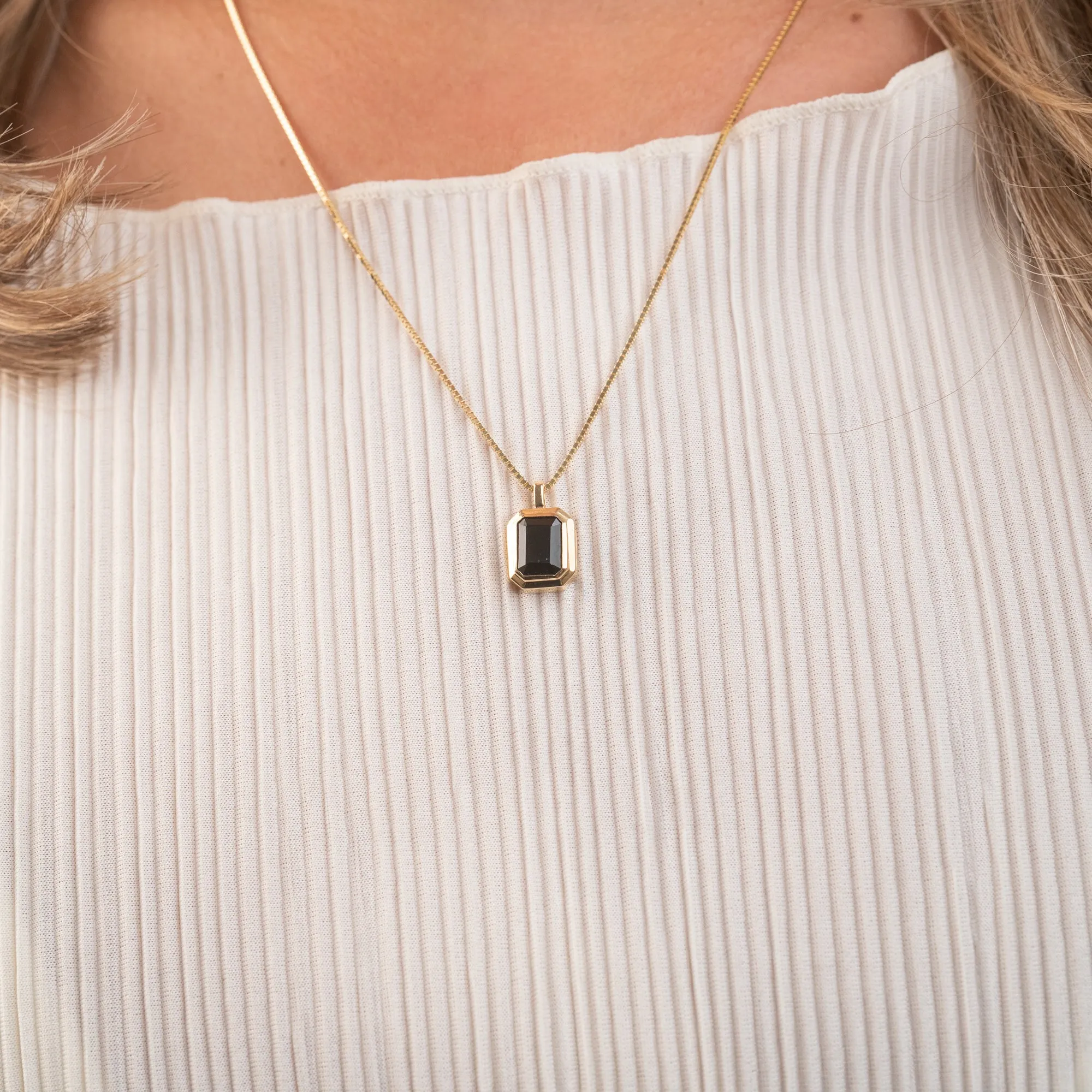 14k Black Onyx Tiered Bezel Necklace