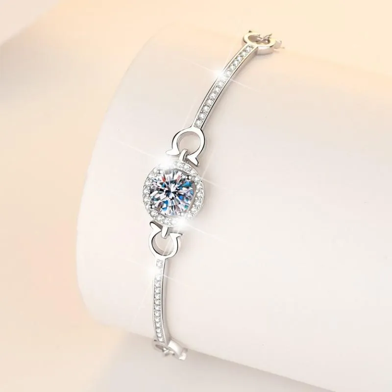 53. S925 Sterling Silver Mobius Bracelet Synthetic Moissanite Bracelet