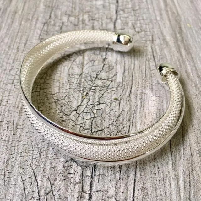 925 STAMPED STERLING SILVER PLATED TWISTED MESH CUFF BANGLE