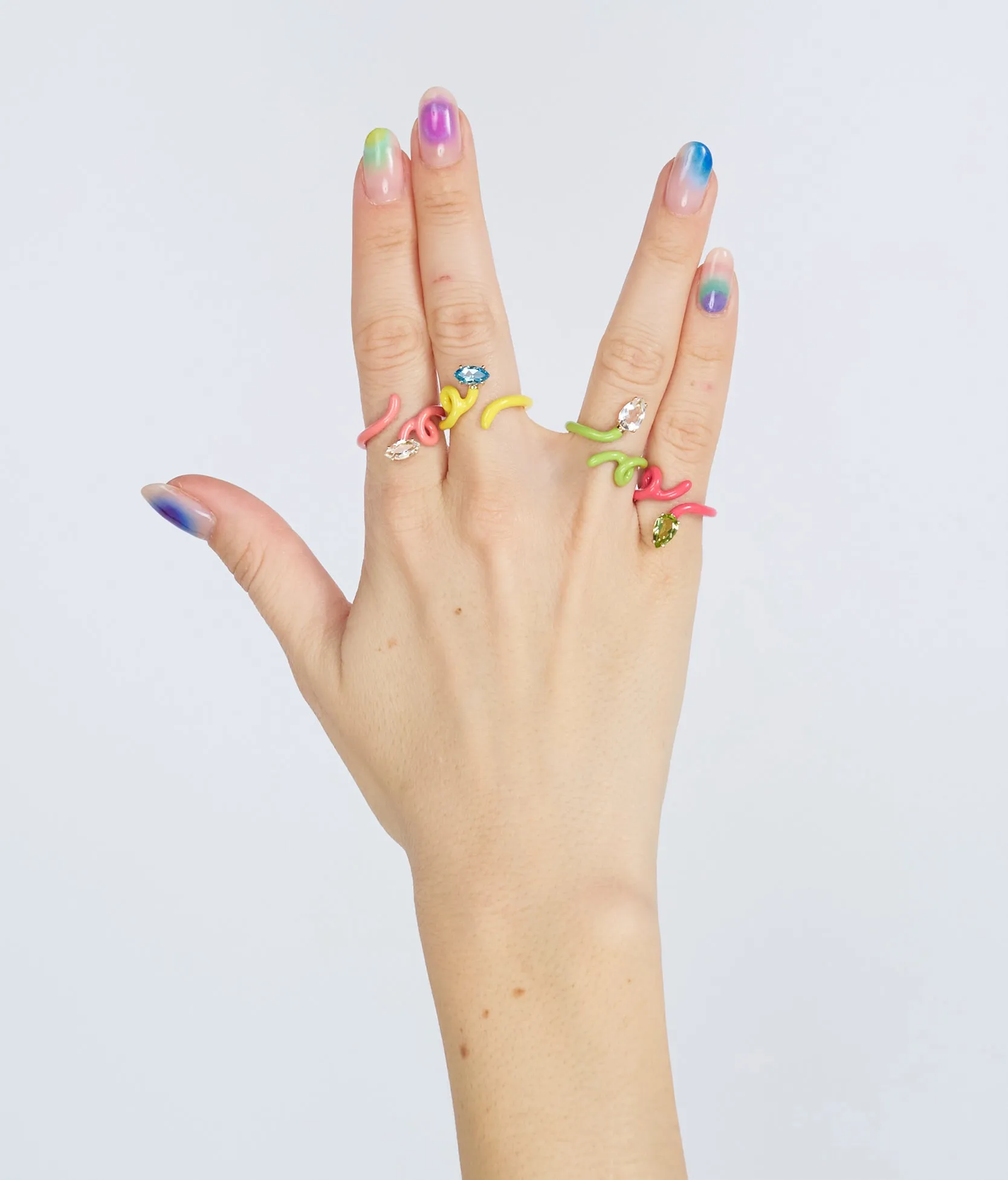 BABY VINE RING ~ IN YELLOW