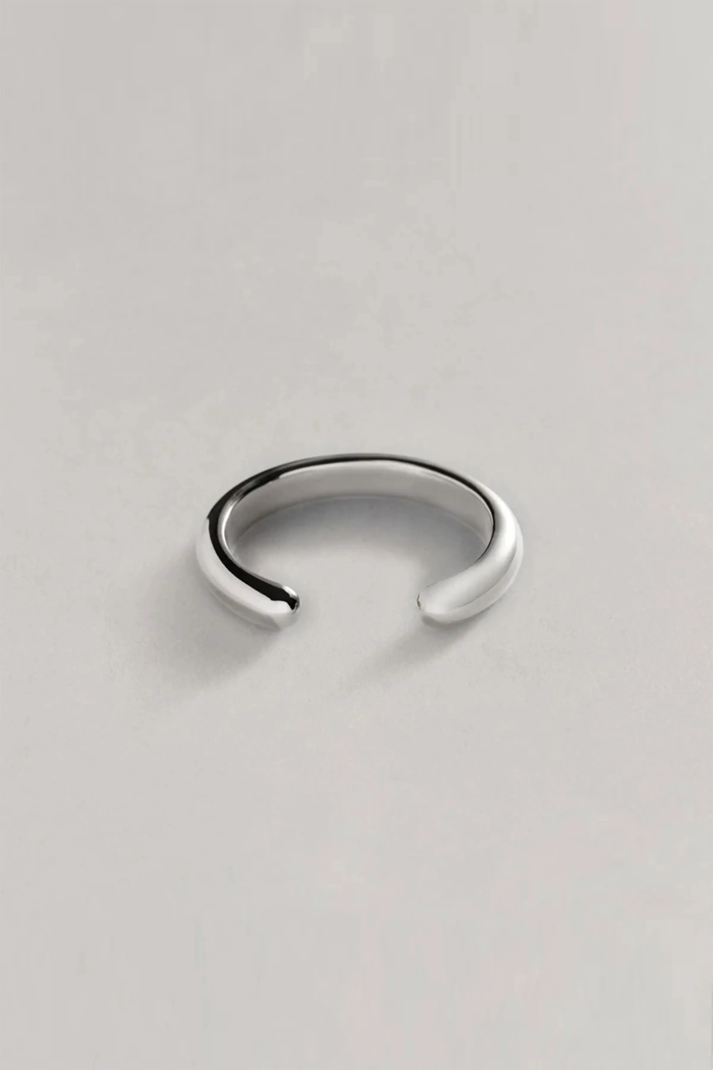 Small Ample Cuff Bracelet (Silver)