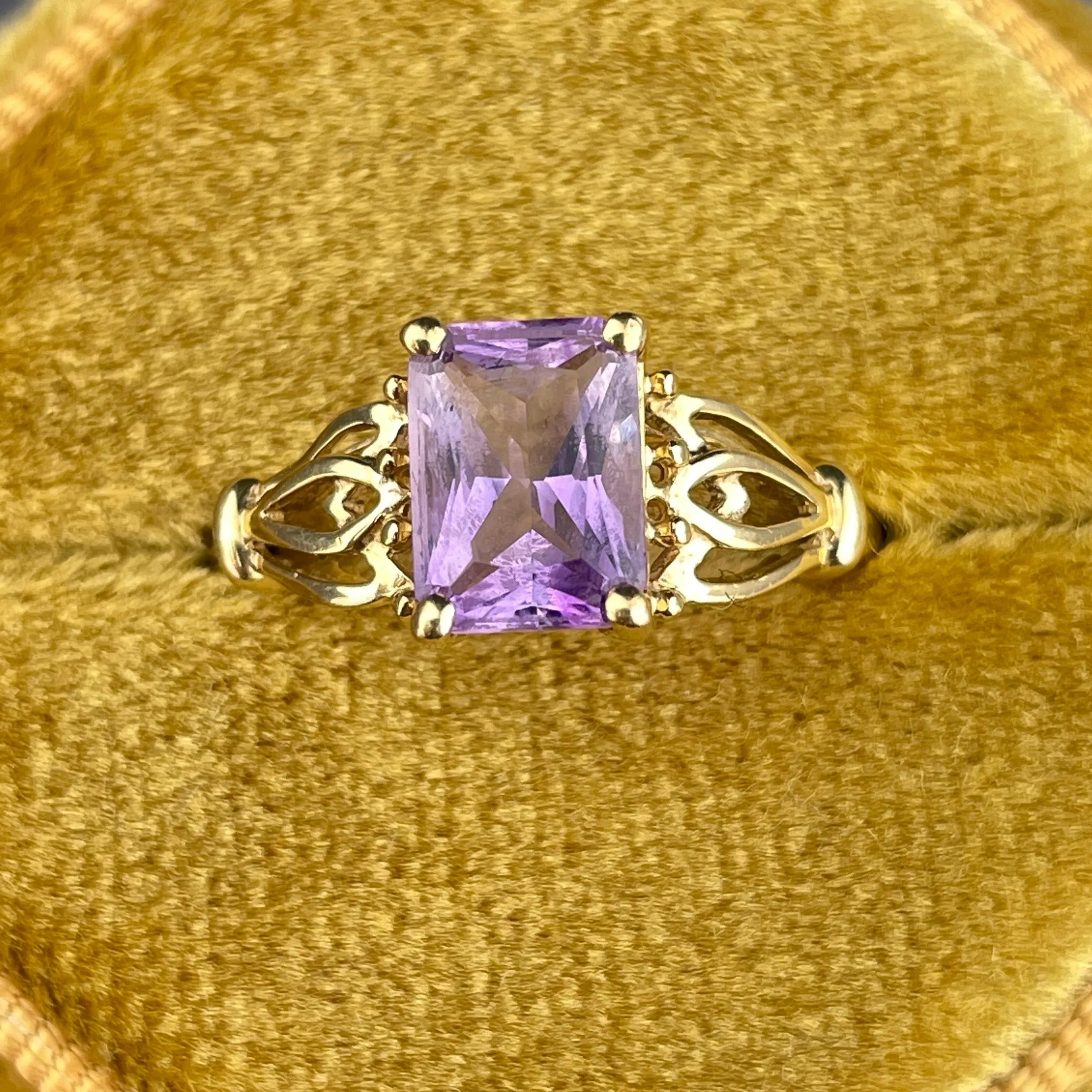 Vintage Gold Filigree Amethyst Solitaire Ring, Sz 6 3/4