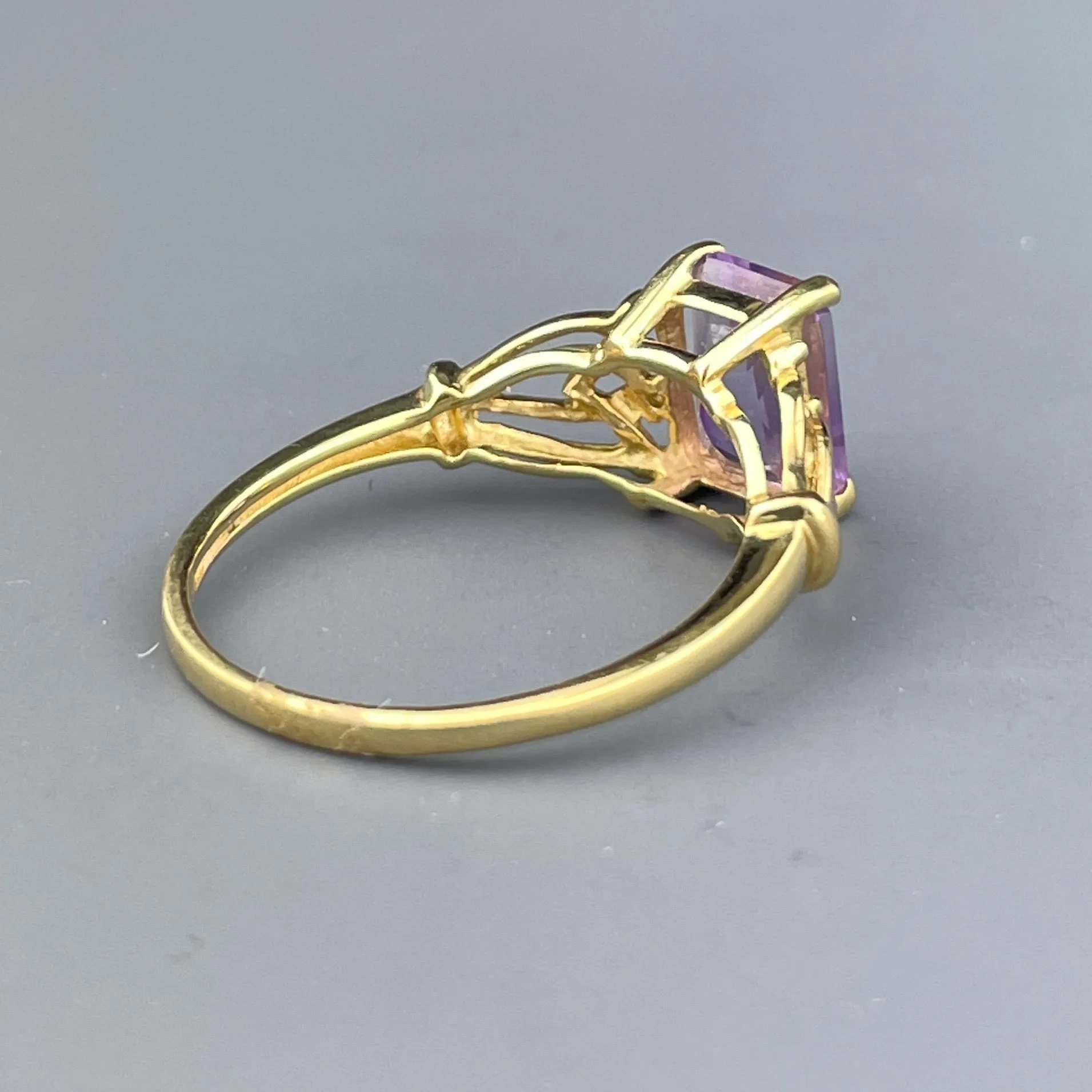 Vintage Gold Filigree Amethyst Solitaire Ring, Sz 6 3/4