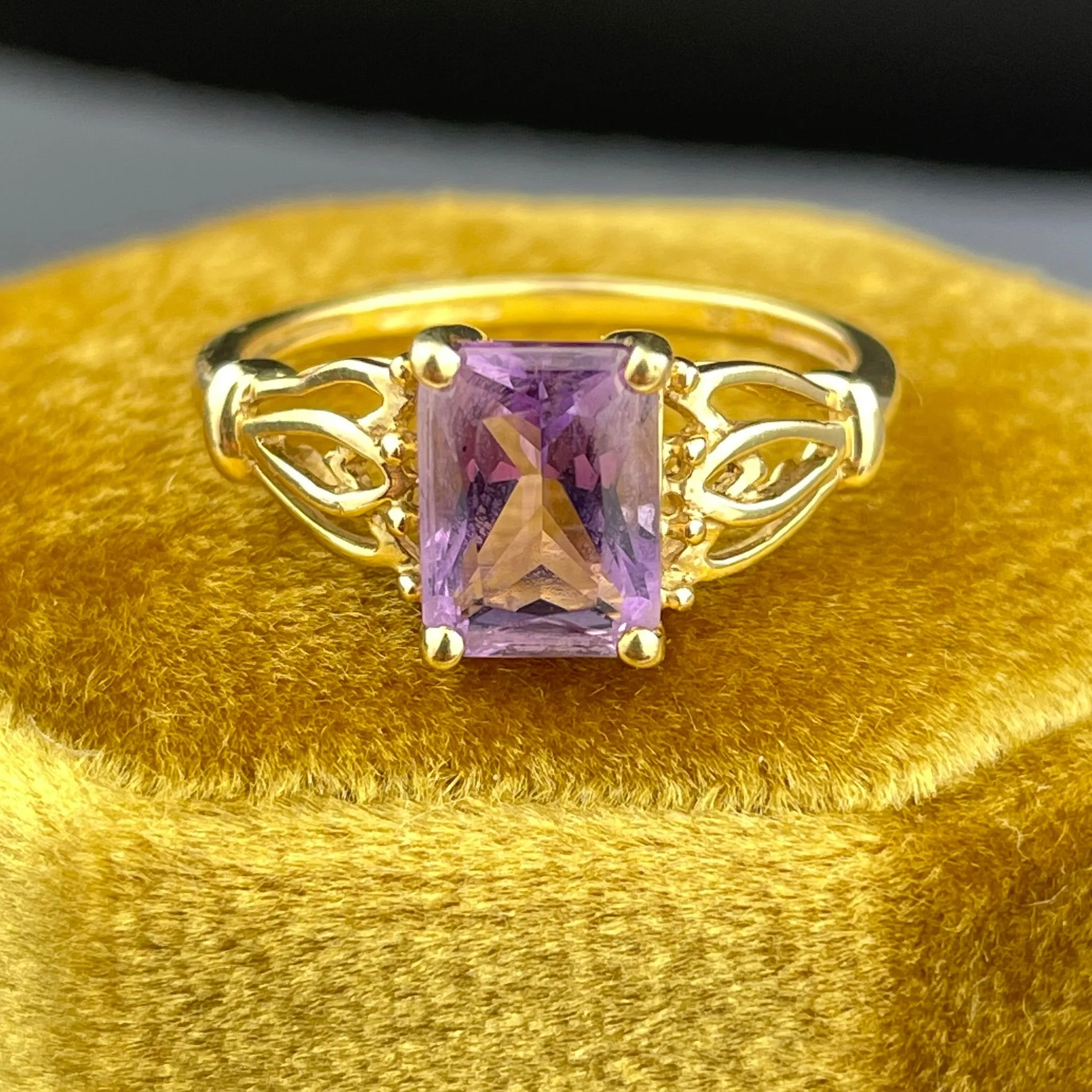 Vintage Gold Filigree Amethyst Solitaire Ring, Sz 6 3/4